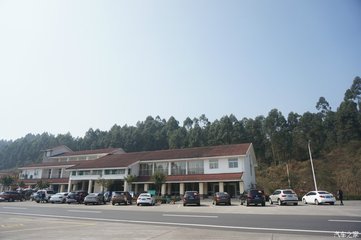 城南五题其五·玉津园