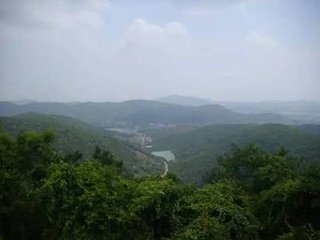 奉和运判朝散登乐山亭