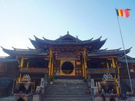 菩提寺上方晚望香山寺，寄舒员外