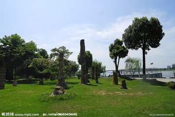 归湖南作