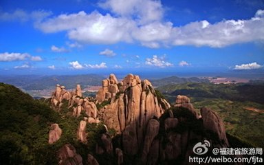 天姥岑望天台山