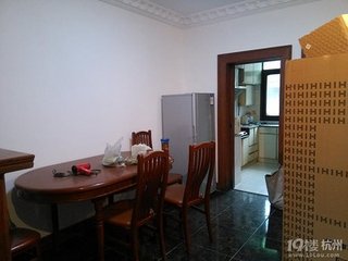 和王龟龄待制贡院落成二首