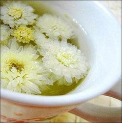 奉和陆鲁望白菊