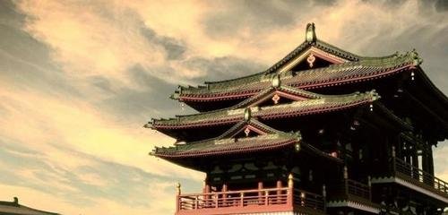 官定后戏赠（时免河西尉，为右卫率府兵曹）