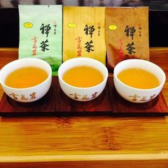 奉和周二十二丈，酬郴州侍郎衡江夜泊得韶州