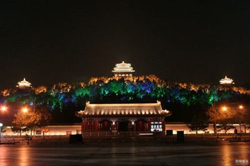 赠景山中道立（寺在菁山东北高山上，今废）