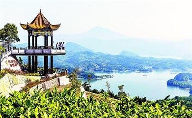 游李山人所居因题屋壁