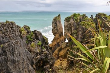 洞石岩