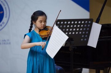 别李馀