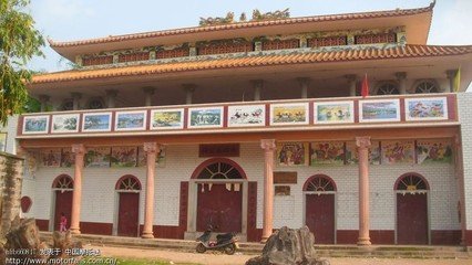 避地毗陵上王慥使君（时黄贼陷东阳公避地于