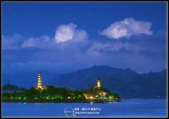 菩萨蛮 忆家庭月桂二首