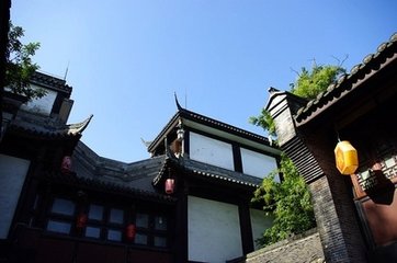 水龙吟·倚栏看碧成朱