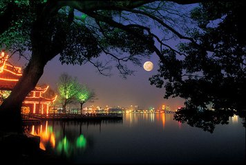 水调歌头·端正九秋月