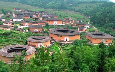 礲岩