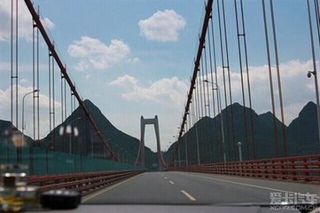 题大理崔少卿驸马林亭