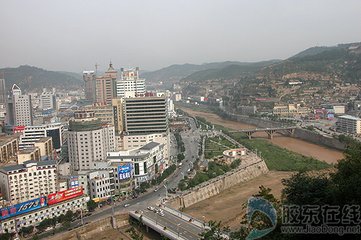 西南行却寄相送者