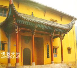 登九华山化城峰