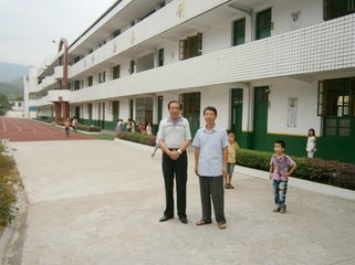 挽南平赵化卿