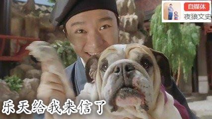 与微之唱和，来去常以竹筒贮诗，陈协律美而