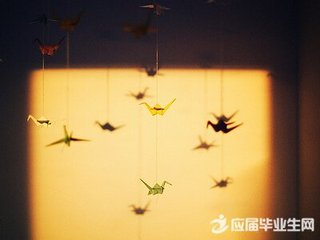 上巳浮江宴韵得址字
