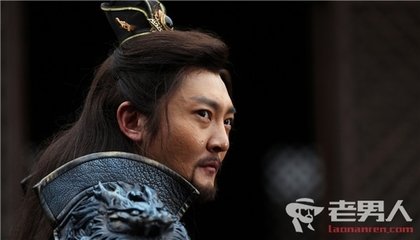 杨秀才书屋有墨竹一枝为其添补数叶五绝