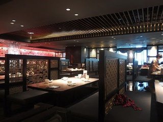 陈真人馆中赏荷花作