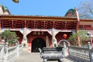 游长安诸寺联句·常乐坊赵景公寺·吴画联句