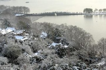 木兰花慢（断桥残雪）