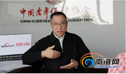又用韵简李深之