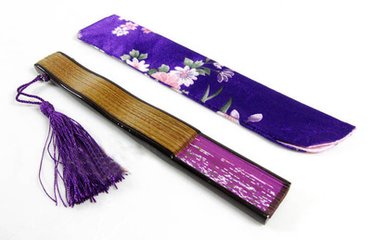 蝶恋花（题华山道女扇）