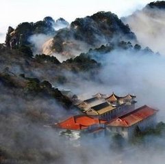 庆宫春（重登峨眉亭感旧）
