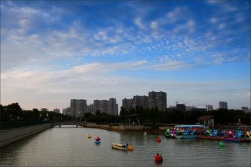 日暮碧云合