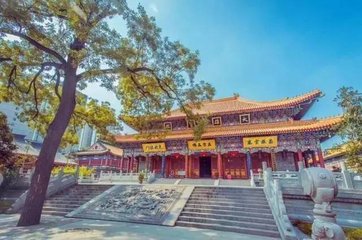 题兴善寺僧道深院