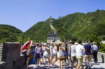 初秋于窦六郎宅宴