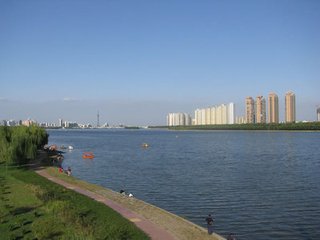 洛浦善先长老赠诗自方无本惠勤答诗二首