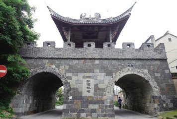 题澉浦金粟寺二首