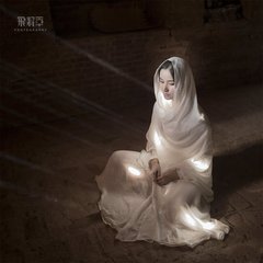 菩萨蛮·方池新涨蒲萄绿
