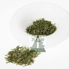 渡冷水涧投宿万岁岭