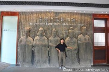 灵隐慧上人惠诗为古风以赠