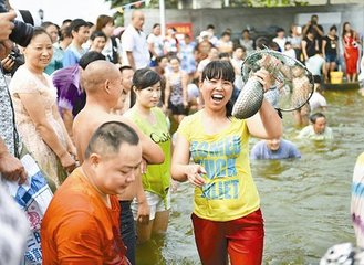 摸鱼子 七夕用严柔济韵