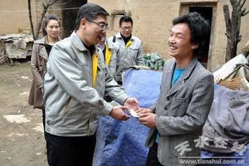 和左司张员外自洛使入京中路先赴长安…韦侍御等诸公