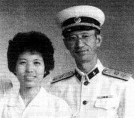 为周夫人赠车骑诗