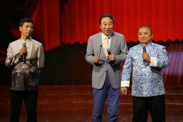 宝林晚坐