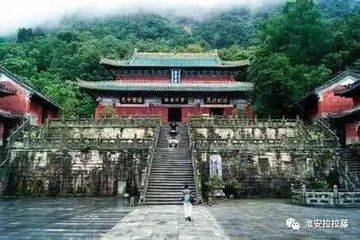 和壁间谢艮斋留题