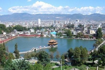 鲍山