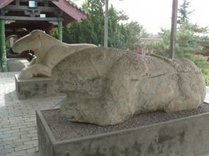 西川座上听金五云唱歌