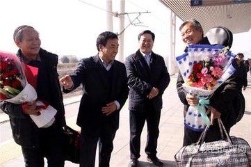 送郤先辈归觐华阴