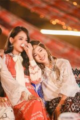 赠弹琴者