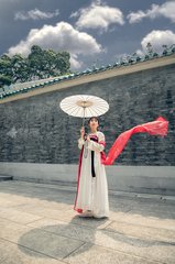 菩萨蛮·未观岩桂先观菊