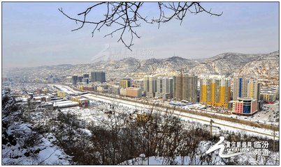 和师直早春雪後五垅道中作